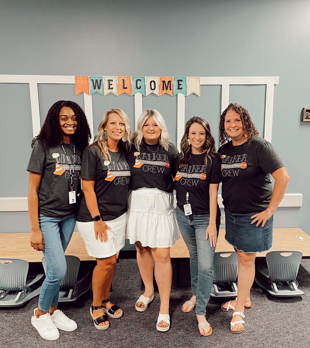 2nd grade is ready for our new CREW!! 🚧🔧🦺 #supplyandsayhi #walstars #mymisd