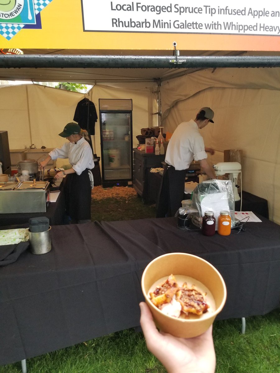 chefbull6's tweet photo. The team is at Taste of Saskatchewan this week. Stop by and try a couple of our favorites @WillowsGolf https://t.co/MjwWF2Sfkh