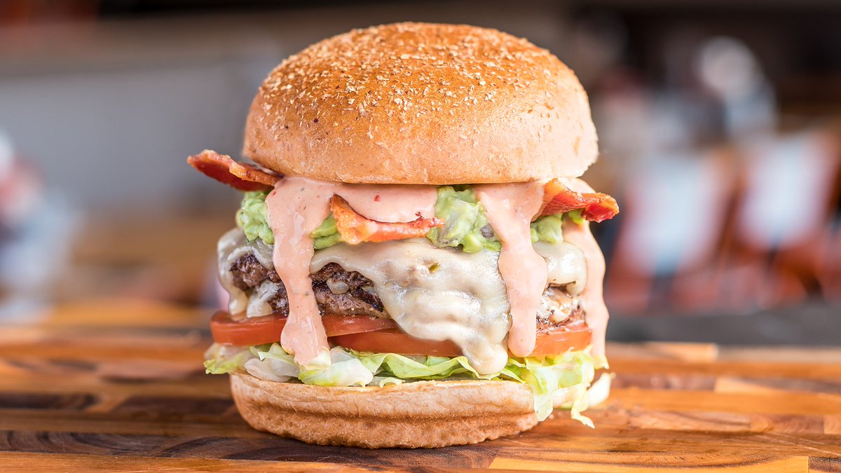 Built Custom Burgers tweet media