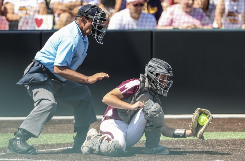 AidynMessmann's tweet image. I am EXTREMELY excited to announce that I have verbally committed to further my academic and athletic career at the University of Wisconsin Green Bay! A huge thank you to my family, coaches, teammates, and friends for all your support! GO PHOENIX💚 @GBPhoenixSB @BATSFastpitch