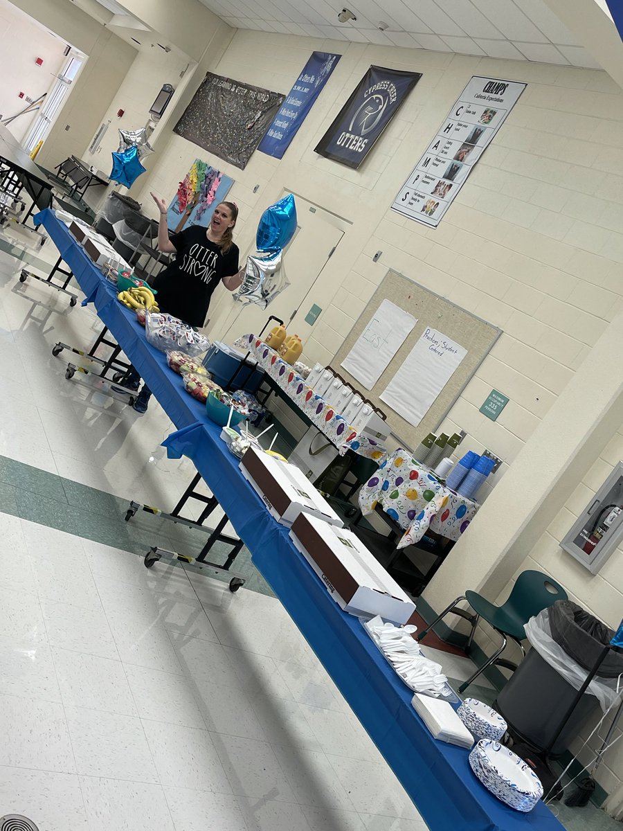 ❤️ Our wonderful Otter Back to School Faculty and staff breakfast today! Thanks to office specialist, Kelly Haberstroh, for planning, organizing and setting up our delicious meal and treats from Panera. Great job!  ⁦<a href="/cypresscreekvcs/">Cypress Creek</a>⁩ #BeawesomeNOW! ⁦<a href="/kellyhaberstroh/">Kelly Ann Haberstroh</a>⁩