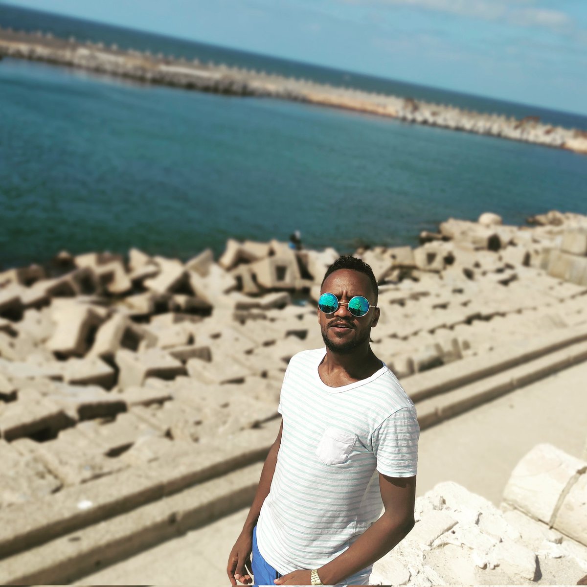 many2016's tweet image. #NewProfilePic