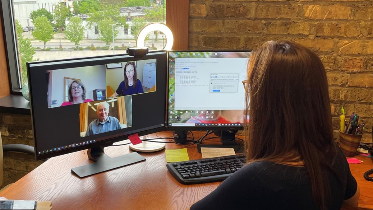 HHLawWI's tweet photo. Reasons to consider online divorce:
📁Easy and secure file sharing
⬆️Can increase efficiency
⬇️Reduce cost 
👤Provides client-centered options
Read our blog to learn more about online divorce: https://t.co/Pd4WyeQ5DM https://t.co/8baVaumExg