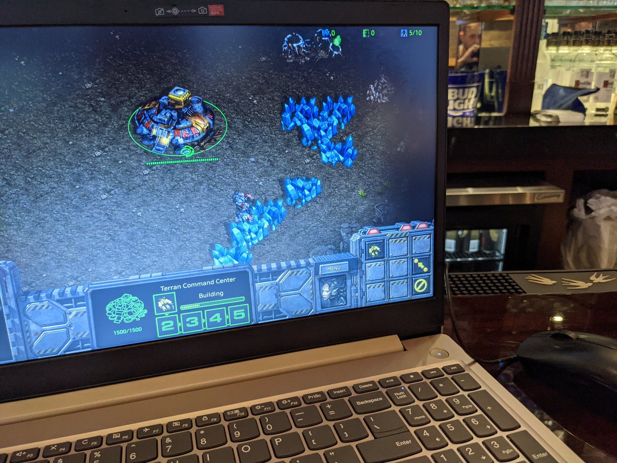 tref100's tweet photo. Hit me up on battlenet while I'm stuck at the airport bar https://t.co/N5e7tnOdSB