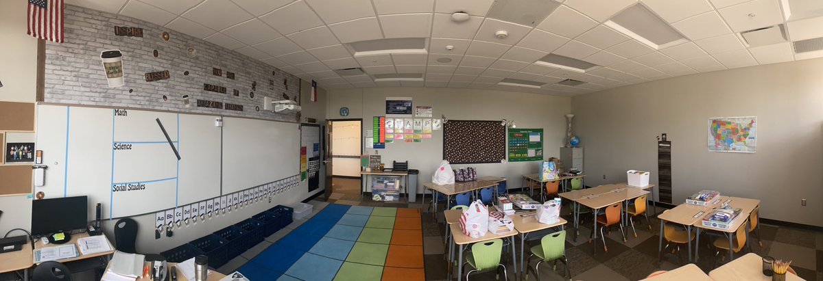 MrWadsworthLSC's tweet photo. The room is ready for the kiddos in the morning!!! Excited to start the year!
#LifeLeader #BacktoSchool2021 @CarrolltonLife https://t.co/CiiPANV0dY