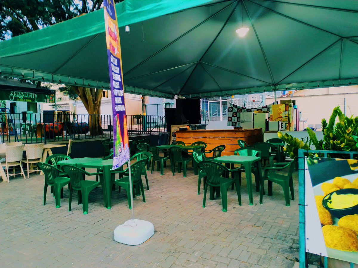 feiradasminas's tweet image. NOVO LOCAL FEIRA DAS MINAS

🔸SERENDIPITY - T-3 St Bueno 
🔸Grande e espaçoso
🔸Tem como dar espaço entre as mesas
🔸Mini parquinho pra crianças 
🔸Mini palco para atração musical
🔸Bastante opção de comidas
🔸Mais seguro
🔸Mais lugar para estacionar