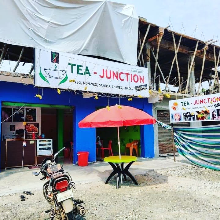 chavalisuneel9's tweet photo. Tea Junction opened at Unguturu National highway
Contact 9700000789
@Tea junction
#tea_junction  #grandopening Opening at #unguturu  mainroad #sale
Follow @Mightys_Tea_junction
#tealovers #chailovers #chaiaddict #coffeelovers #kashmirichai #foodie #foodielovers #coffee #snacks https://t.co/jvNYInL6FI