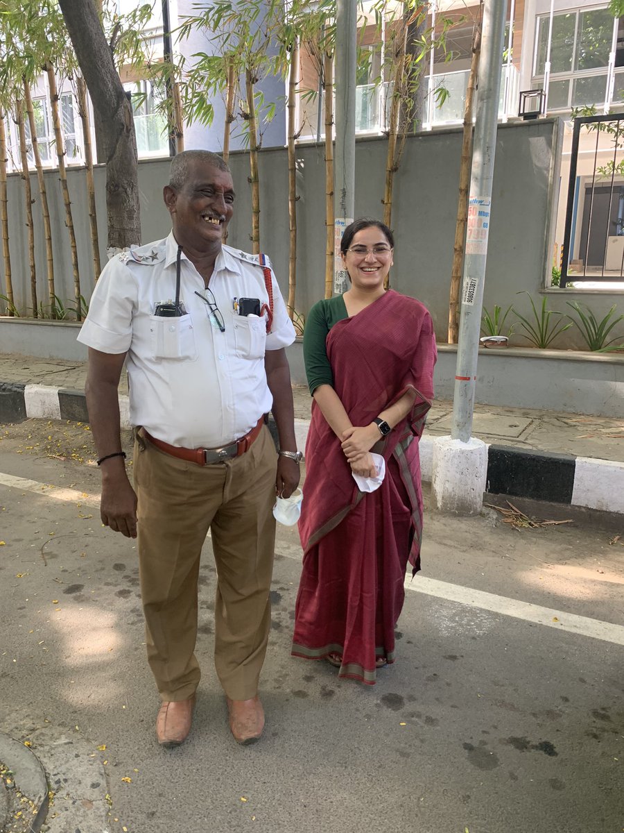DrNikitaMehra's tweet photo. SI Parameswaran was an integral part of my daily commute. We waved at each other religiously &amp; his dazzling smile always improved my day. I didn’t see him after the first wave; I assumed the worst. I am grateful &amp; delighted to see my old friend at his new posting! Silver linings! https://t.co/lN5fmUmsKJ