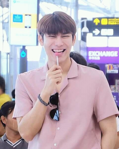 AnaMewlion's tweet photo. Have a day full of blessings and much happiness🌞🌞

Good Mewning

@MSuppasit 
#MewSuppasit https://t.co/T2t8ZPtqzw