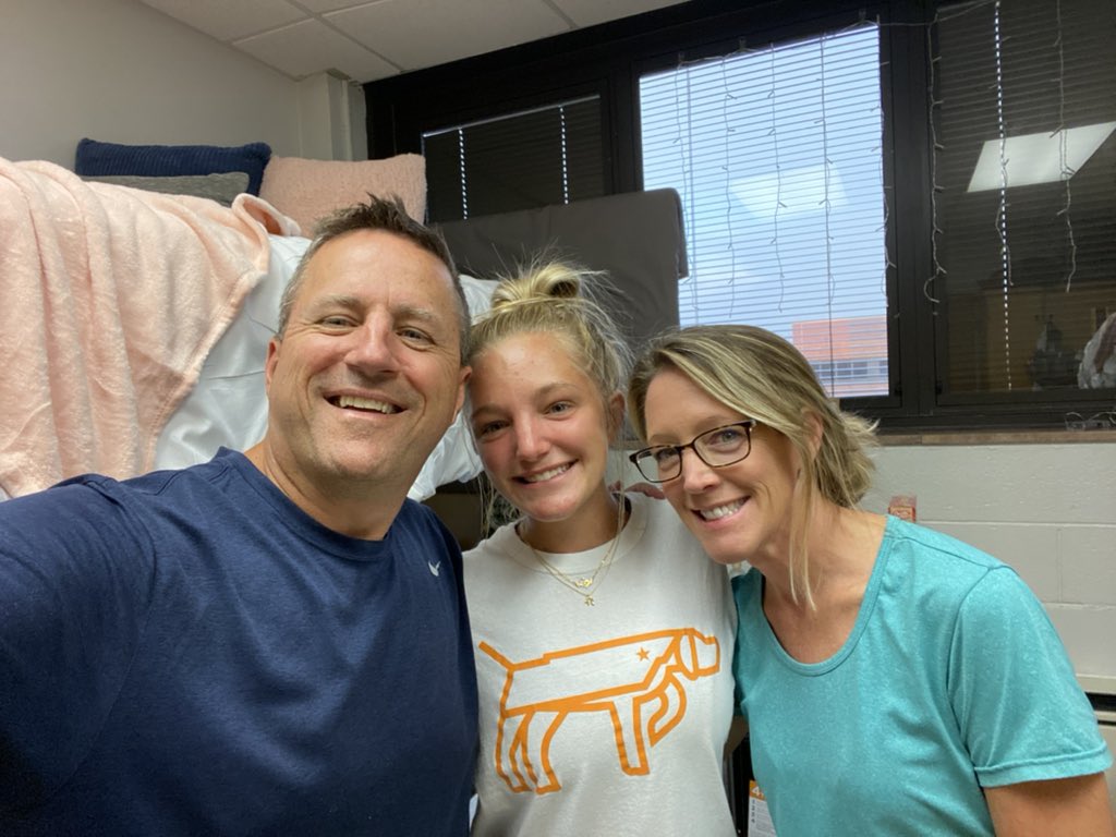 RickErickson14's tweet photo. UT Bound for Lexi!! https://t.co/857FPphXJw