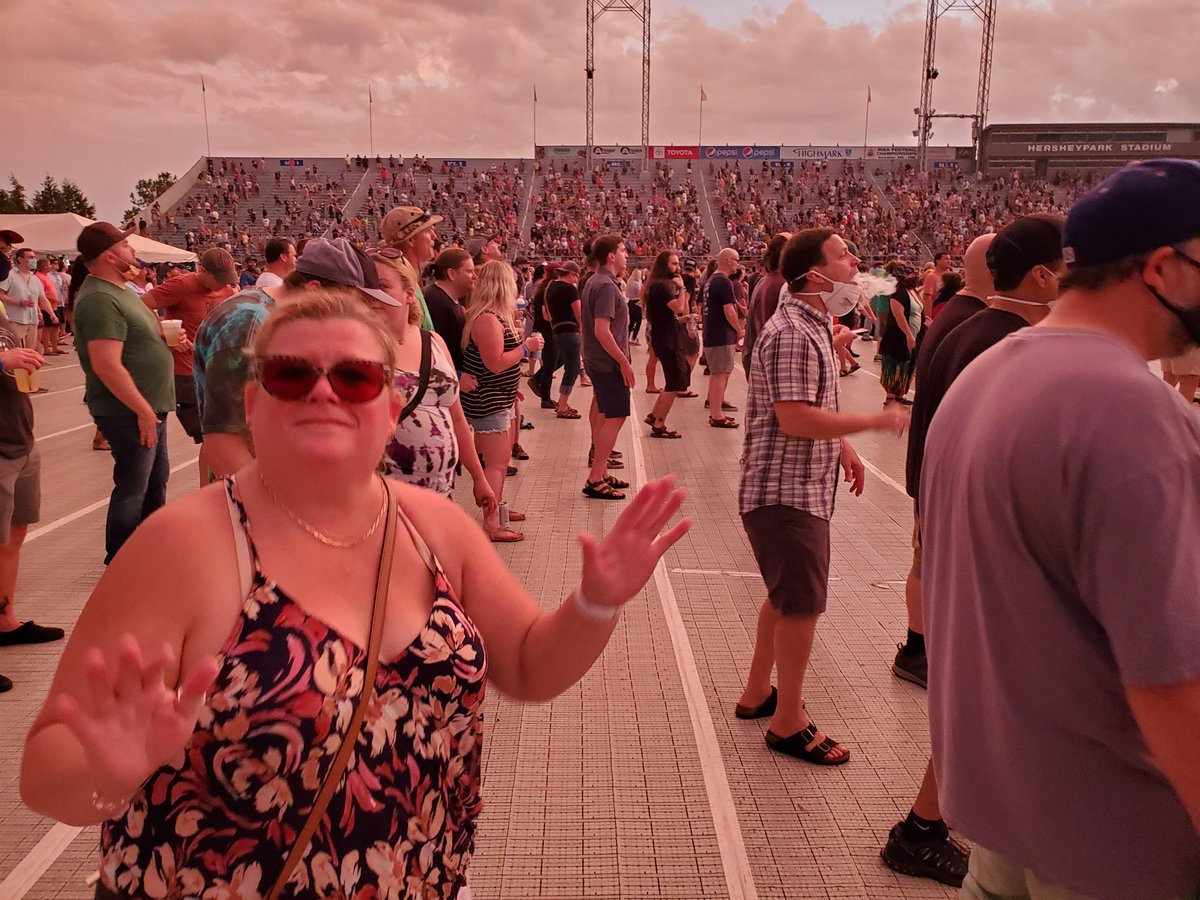 nbrooks1975's tweet photo. Triple vaxed now!
#Firstphish
#Phish https://t.co/gAqvdtBfQX
