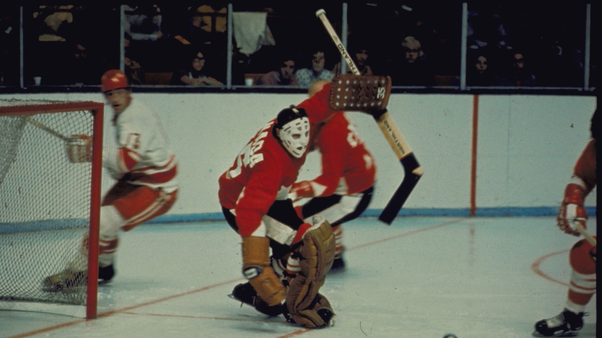 HockeyCanada's tweet photo. We are saddened by the passing of Team Canada legend Tony Esposito, who wore the 🍁 in the 1972 Summit Series and 1977 #IIHFWorlds.

We send our condolences to his family and friends. ❤️ https://t.co/4GXaHBUVUU