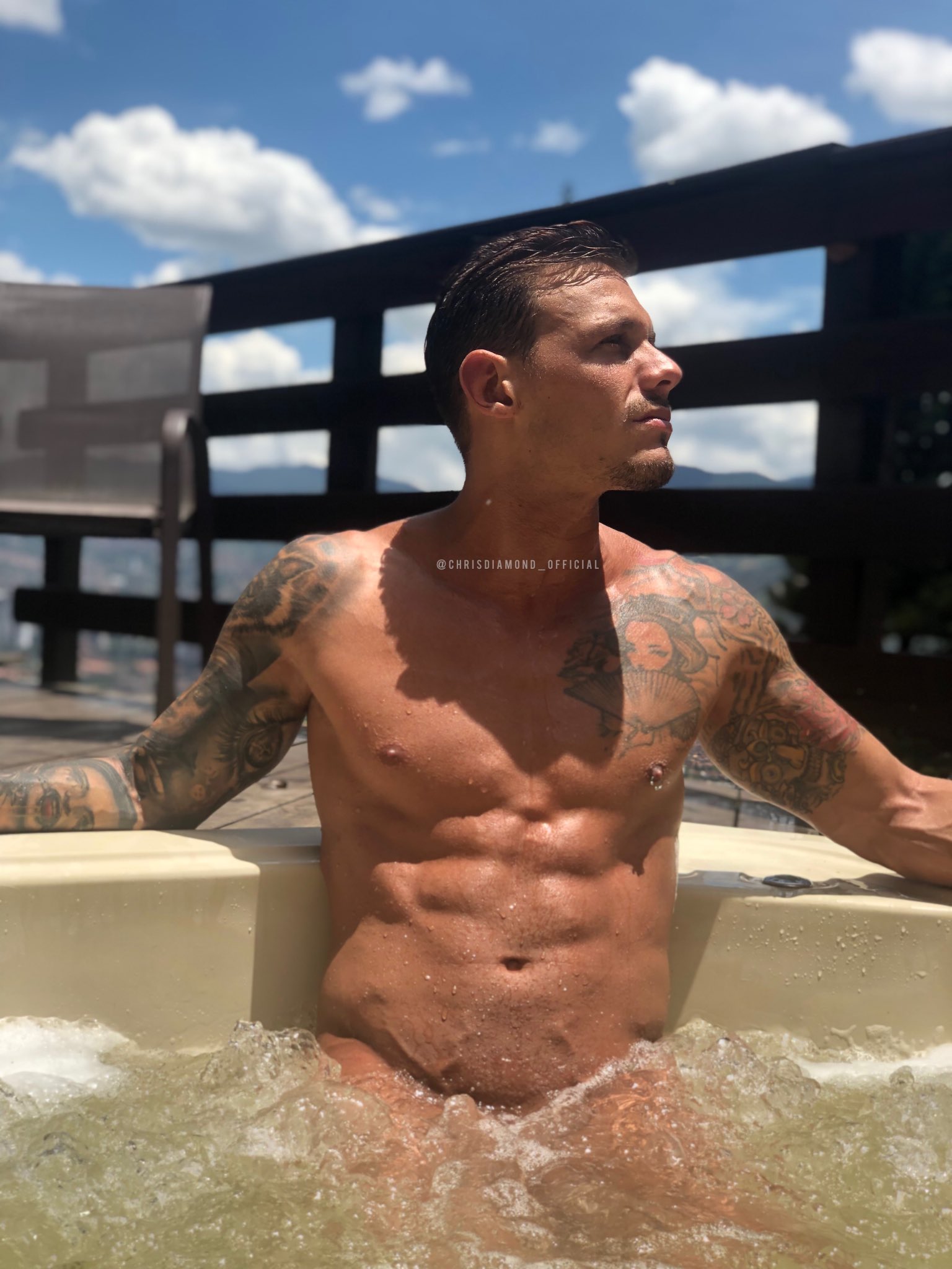 TW Pornstars - 1 foto. Chris Diamond. Twitter. Fotos sin censura en mi  onlyfans. 12:38 AM - 11 Aug 2021