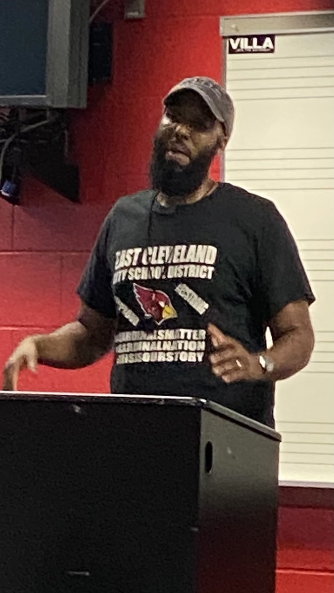 Shaw High School Mighty Marching Cardinal Band Director, Randy Woods addresses parents and students at Rehearsal & Informational Open House. #IAMEC #CARDINALNATION #LEADERSHIP