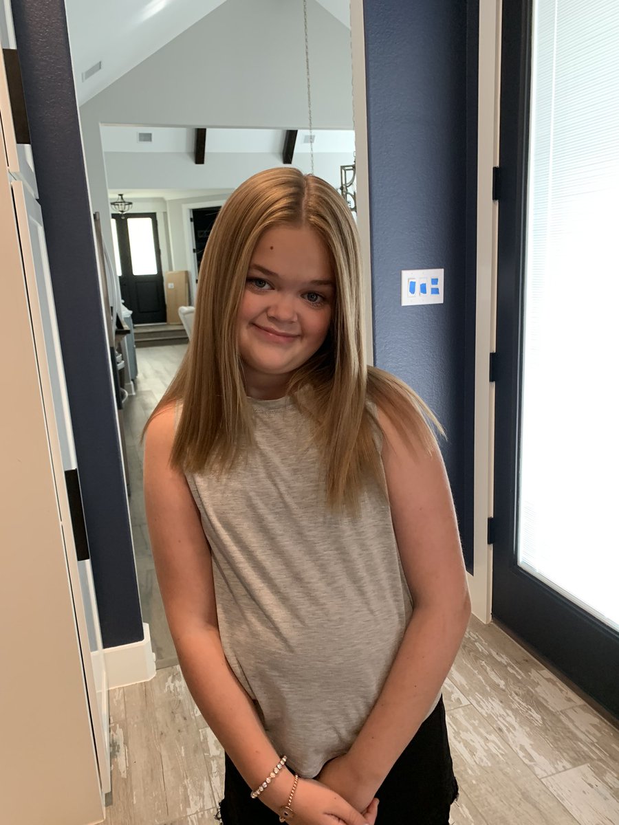 Carey32809's tweet photo. New hair, new glasses, new braces, new fractured tailbone, new school year—-same great Frank Seale Middle School Cubs 💙🤍🖤 #becausecubs #7thgrade #misdproud Meet the Teacher 2021-22 @FSMSCubs https://t.co/DGd1zNXHyC