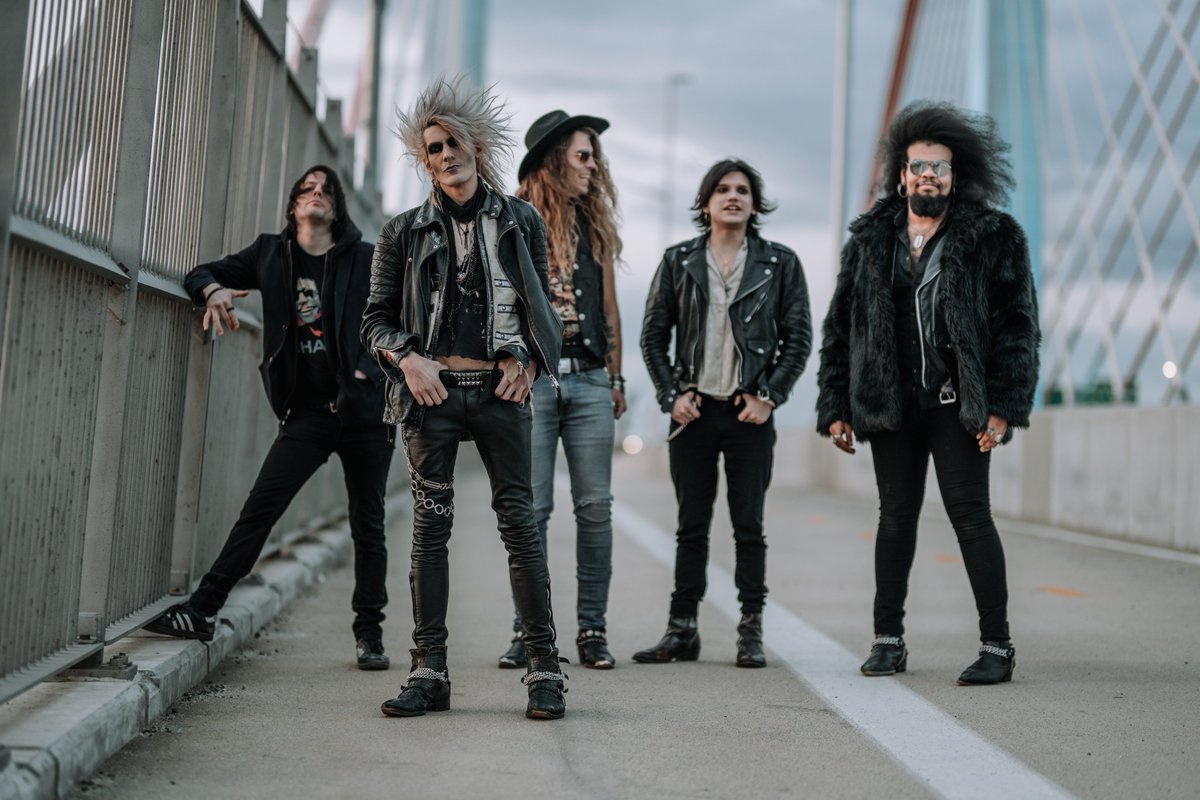 Wildstreet Official (@wildstreet) on Twitter photo #livemusic #illinois Friday 8/27
<a href="/wildstreet/">Wildstreet Official</a> <a href="/OnceAroundBand/">Once Around</a> & The Almas
<a href="/RocHausWD/">RocHaus</a> West Dundee, IL This show is gonna rock!!! eventbrite.com/e/wildstreet-t……get tickets!! #livemusic #illinois Friday 8/27
<a href="/wildstreet/">Wildstreet Official</a> <a href="/OnceAroundBand/">Once Around</a> & The Almas
<a href="/RocHausWD/">RocHaus</a> West Dundee, IL This show is gonna rock!!! eventbrite.com/e/wildstreet-t……get tickets!!