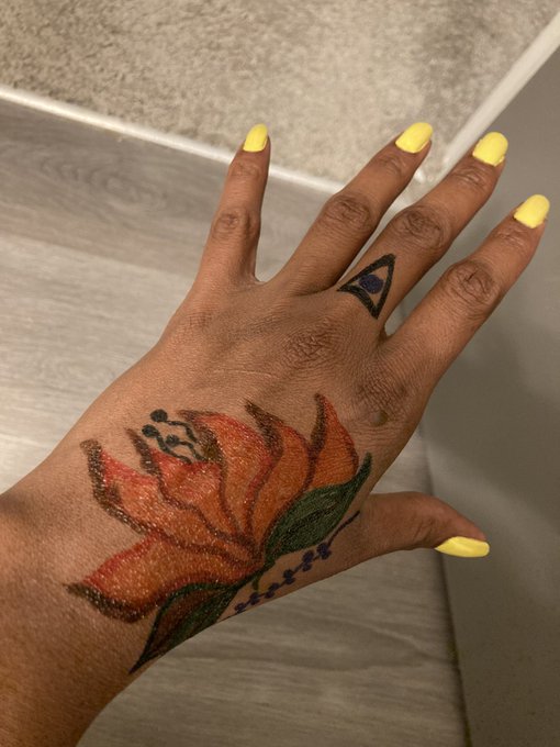 #bodyart I live for Fresh Love💋 https://t.co/R8DW4JQ11q<a href="/tag/bodyart"class="tags">#bodyart</a>