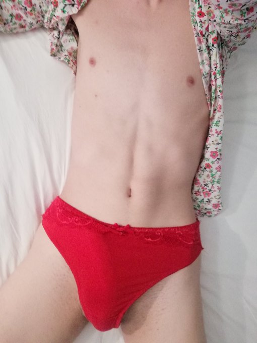 3 pic. Some unposted tummies for da night, ni ni everyone ✨ https://t.co/pZDFA4AP2P