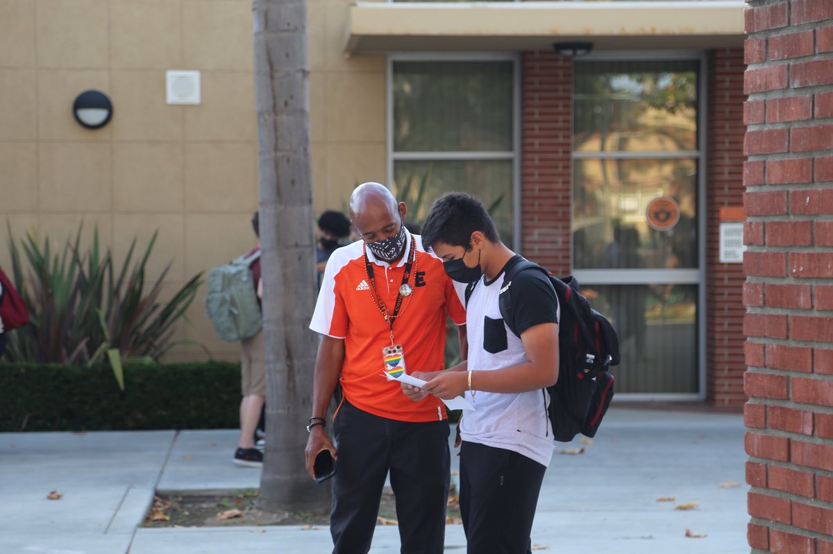 Welcome Back! Super Smooth 1st Day at EHS! 📚💻🐾🧡🌟. <a href="/ehscougars/">Escondido HS</a> <a href="/Jason_JacobsEHS/">Jason Jacobs</a> #LoyalStrongTrue #WeAreE