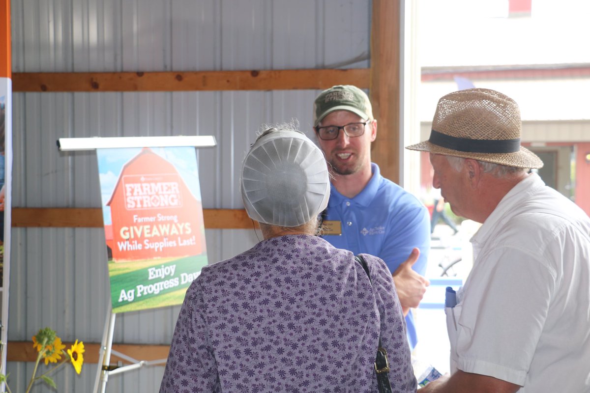 farmcredit's tweet photo. STAY TUNED: for day 2 of the #AgProgressDays! Thank you, AgChoice #FarmCredit, for sharing Pennsylvania agriculture with us! #FarmCreditTakeover https://t.co/yoR7vNQKDF