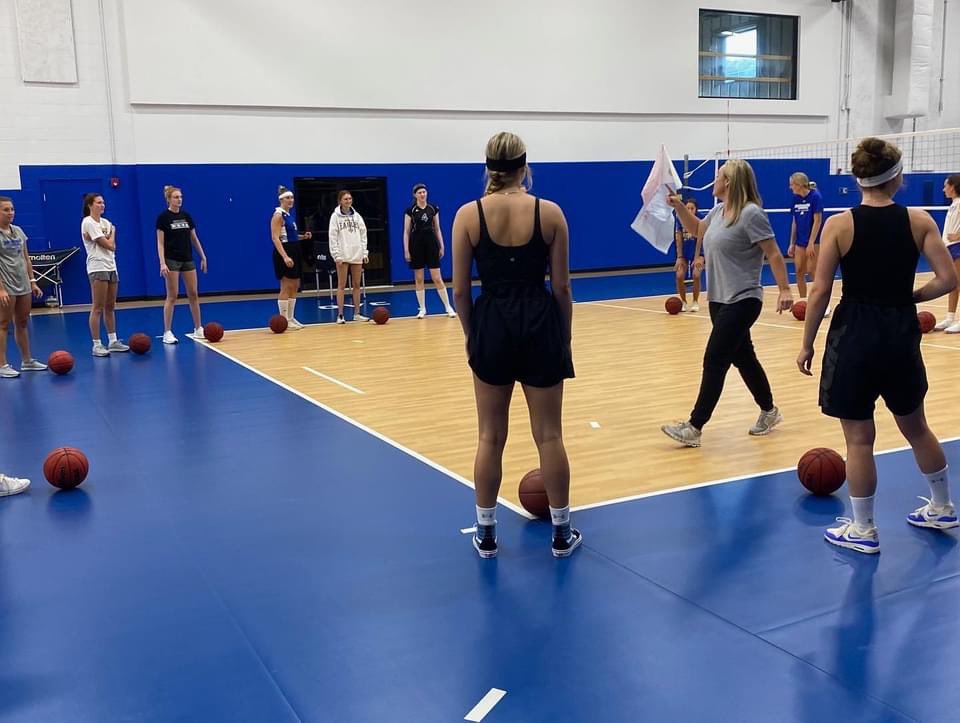 We had so much fun tonight at our Basketball Olympic event! Thanks to our <a href="/MSUEaglesWBB/">Morehead State WBB</a> staff for helping out🏀