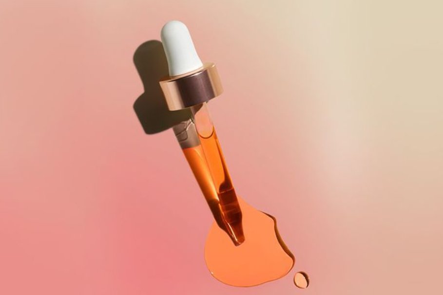 anairui's tweet photo. If you’re looking to amp up your skin care routine with a product that offers a bigger, more powerful dose of active ingredients than a cleanser or moisturizer, a face serum may be the answer.✨
#sincareproduct #faceialserum #dailyskincare #faceserum #skinlove #skintips https://t.co/HFxsTZq3oN