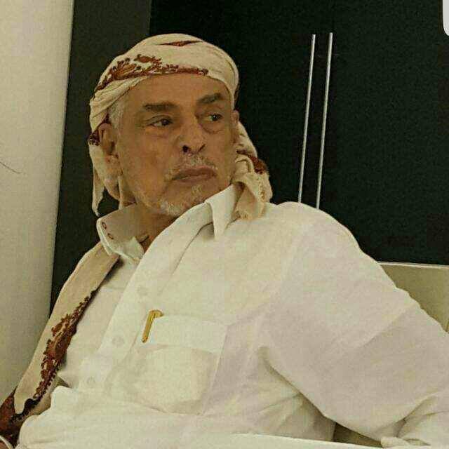 aminalakeme's tweet photo. الشيخ عبدالواحد علي القبلي ، ال نمران وقبائل بني سيف وكافة مراد جميعاً وأبناء الشعب اليمني .ببالغ الحزن وعميق الاسى تلقينا نبأ وفاة الشيخ / علي القبلي نمران والذي وافته المنية يومنا  هذا بعد حياة مضيئة بالتضحية والنضال في خدمة الوطن وغنية بالحكمة والاعتدال في خدمة المجتمع ، https://t.co/K0IZjeJ263