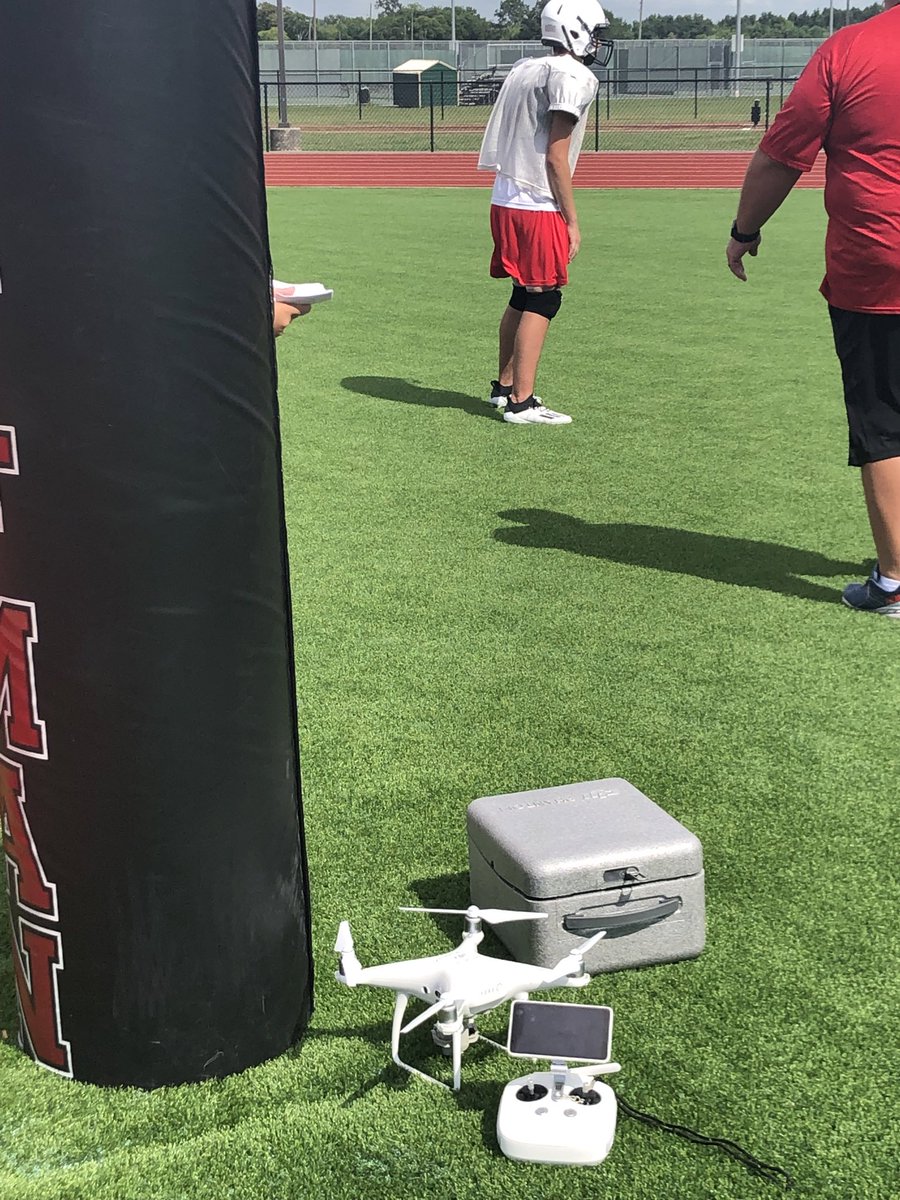 Coach Mac tweet media