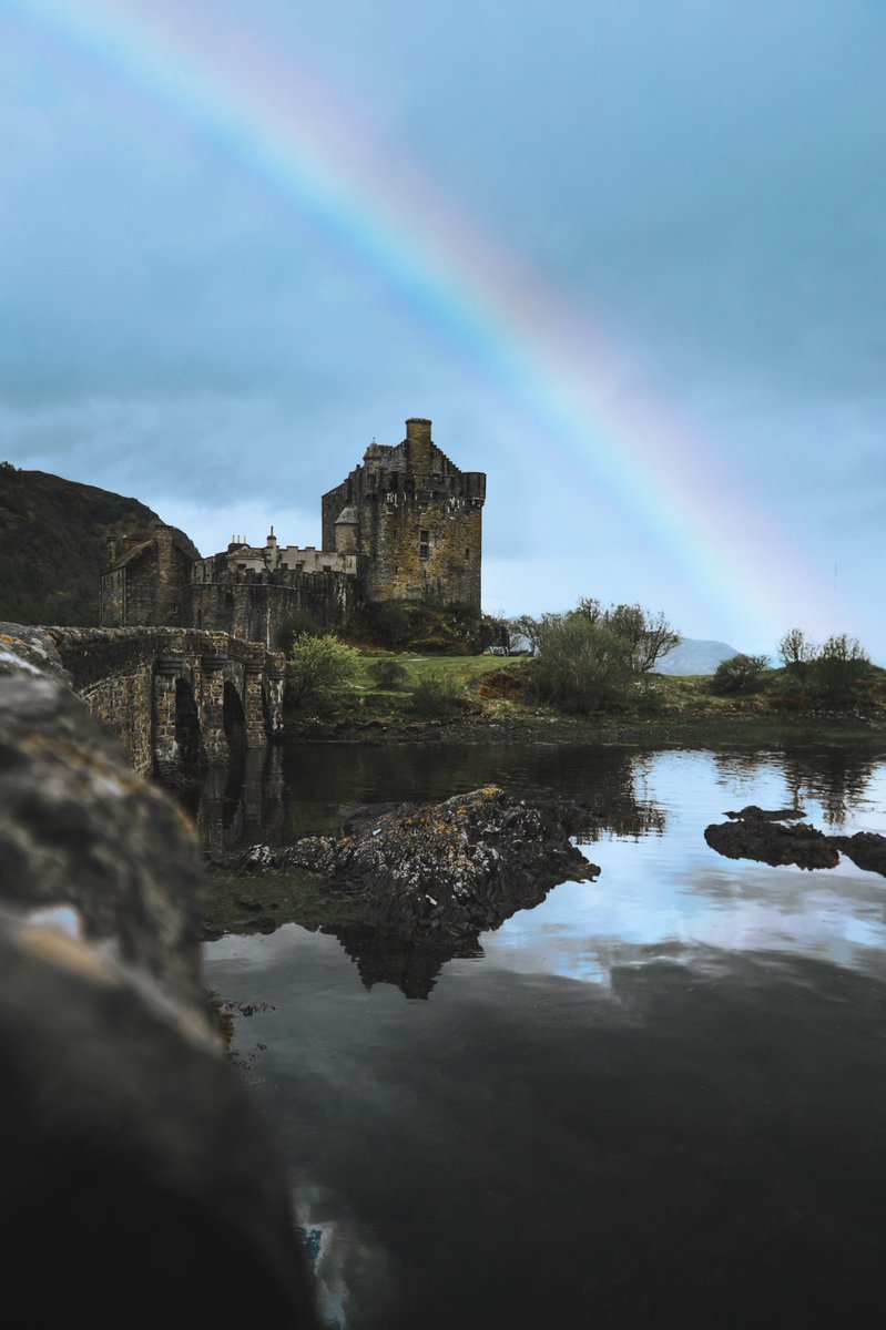 Always go chasing rainbows! 

One of my favourite castles I’ve been to. 

Have you been to Eilean Donan Castle yet?

#eileandonancastle #scotland #VisitScotland #ScotlandIsNow #castles
