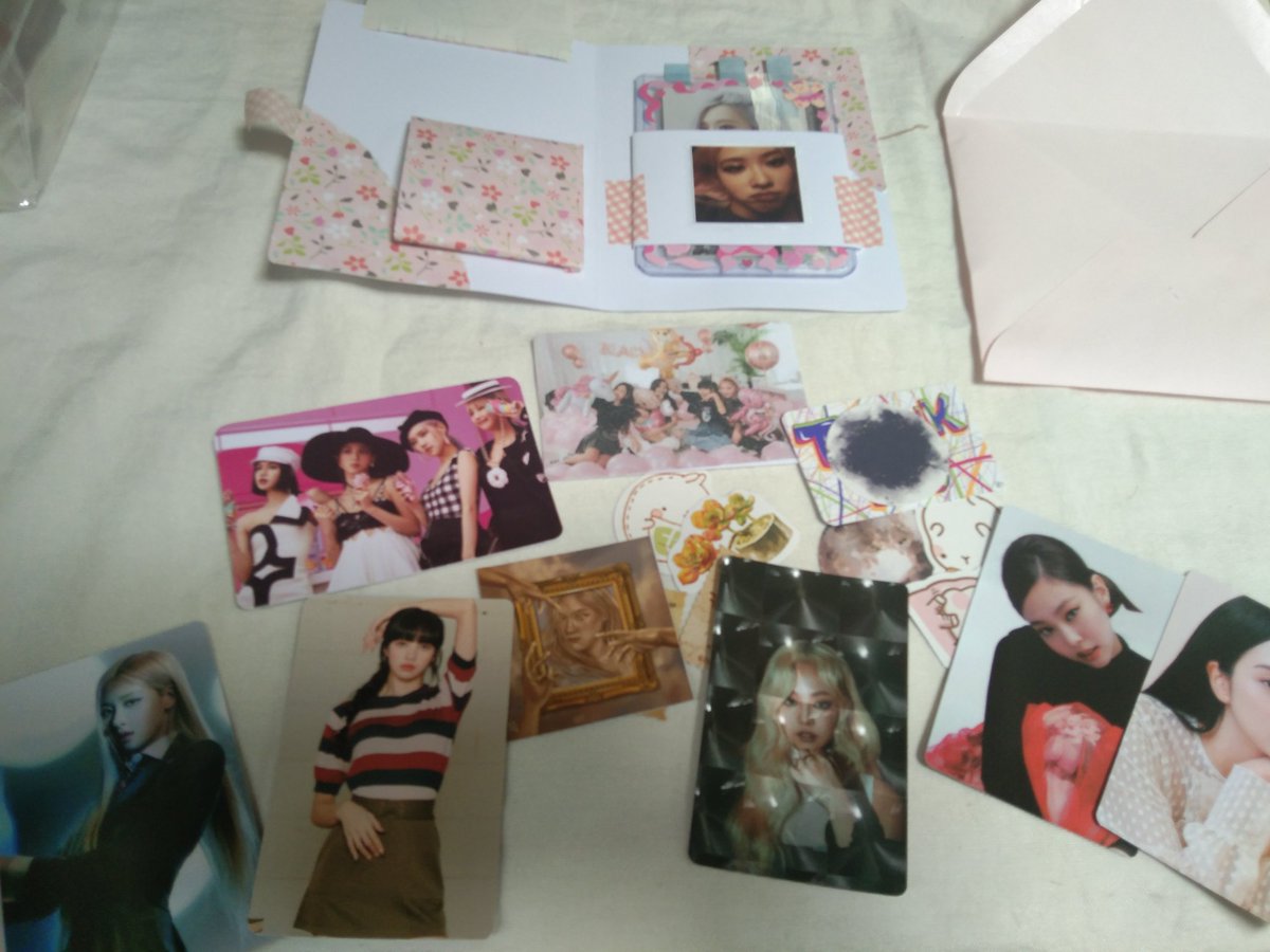 jpgmaloi's tweet photo. hi thank you for the smooth transaction @djenluxx, sobrang safe nila and i love the freebies pala coz gummy candies are the best pls😭
#djfeedbacks https://t.co/k7dG1POfdf