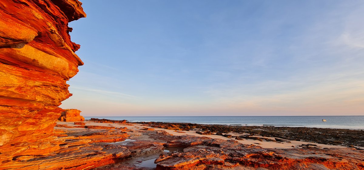 GuildfordGramm's tweet photo. Jett (Year 10) has shared some wonderful snaps of his recent family holiday through the Murchison, Gascoyne, Pilbara and the Kimberley to contribute to the #BoardingHouse artwork project. What a holiday! #GGS #GGSBoarding #Boardingschool https://t.co/msWDTnwf8q