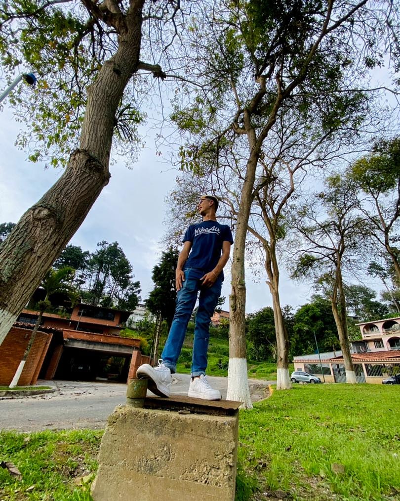 Ibsensato's tweet photo. De tu viaje yo no vuelvo ni que quiera, dice que conmigo a fuego y pa' las que sea 🛫
#SinRegreso 🧘🏻
https://t.co/loeptzPP5u https://t.co/Oku0eSXJ2P