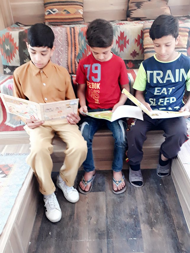 Charmaghz tweet media