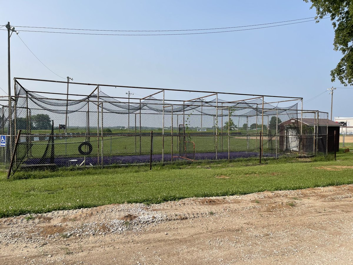 weaubleausb's tweet photo. Great Big Thank You ! To everyone who made our batting cage update possible. We couldn’t have done it without your continued support of our kids and athletic programs! #tigerstong 🐯💪🏼🥎 https://t.co/WwNFX0GfV6