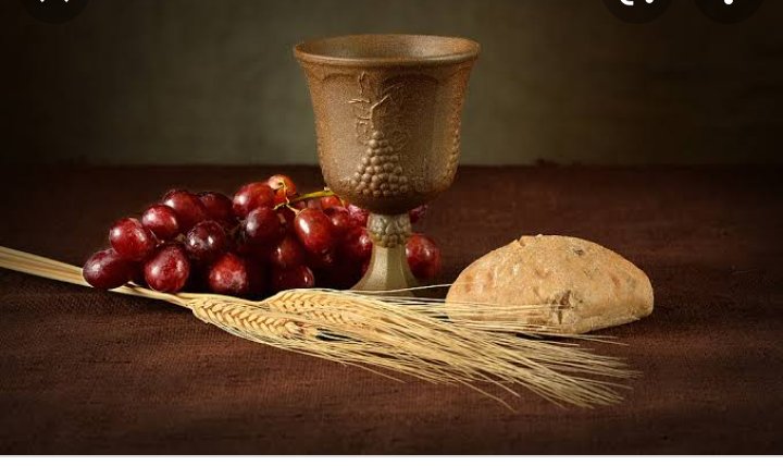 sarmetfogo's tweet photo. A instituição da Ceia do Senhor!
  A Ceia do Senhor foi instruída por ocasião da Páscoa celebrada pelo Senhor @jesus e seus apóstolos.Os sinopticos registraram os preparativos desta que seria a última refeição de Cristo ( Mt26.17-20).
@assembleiadeDEM 
@tvadbelem 
#jorgesarmet https://t.co/dvvEf4i9Zn