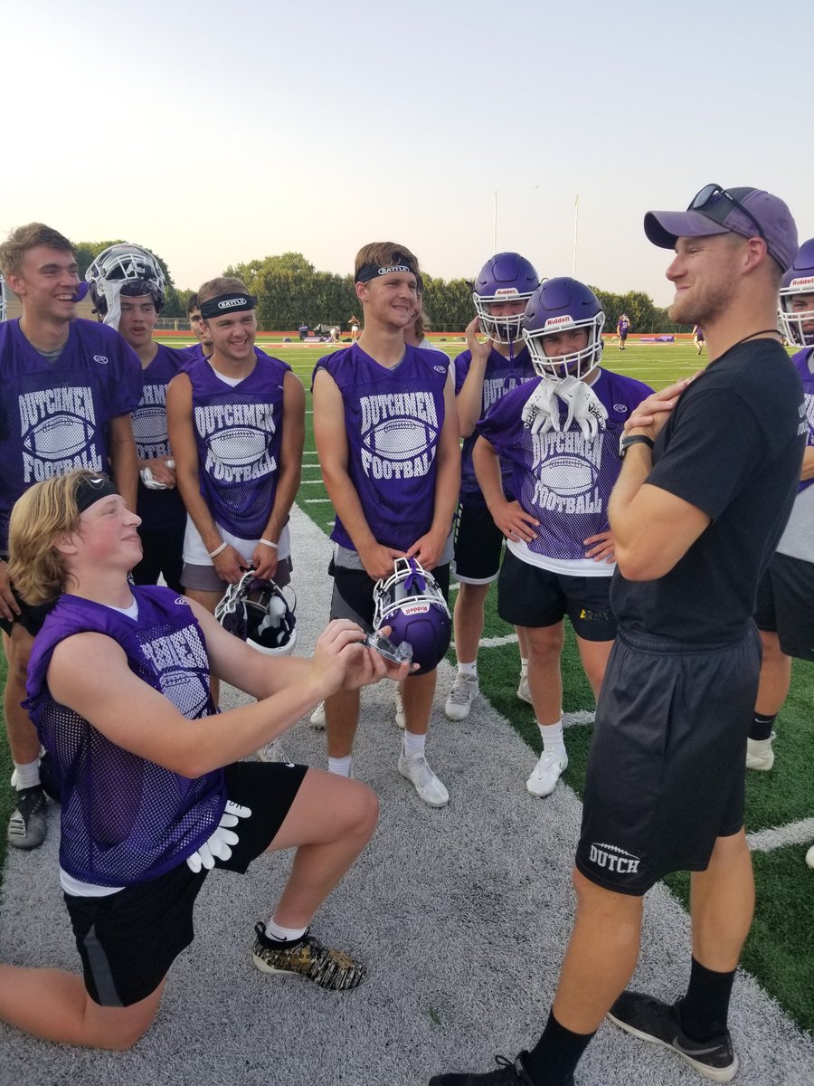 mocfvFootball's tweet photo. The LBs leveled up @NateFish42 tonight at practice with a new @fox40whistle.  There is no other whistle!

#mocfv #GoDutch https://t.co/uvgllvftO0