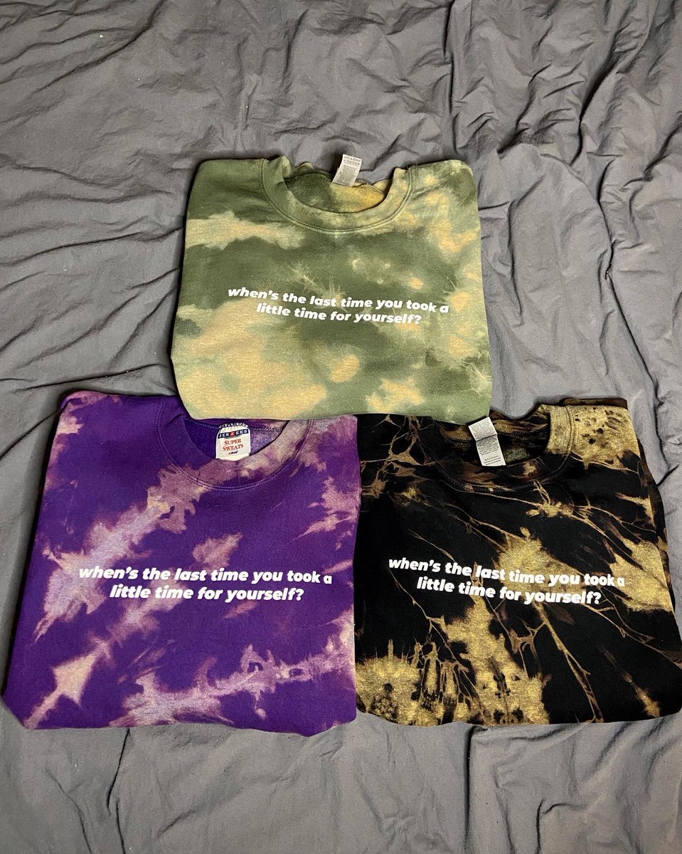 cosmicgirlusa's tweet photo. Hands - Mac Miller reverse tie dye crewneck now listed on my Etsy shop! https://t.co/iplNu0GRNH https://t.co/2DXowTJfbQ