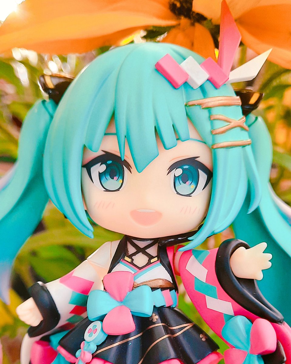 Firmena_wiz's tweet photo. Miku greets you on the start of a new day!~
•
#miku #magicalmirai #figurephotography #gdc #nendoroid #firmena https://t.co/fclcE54nt5