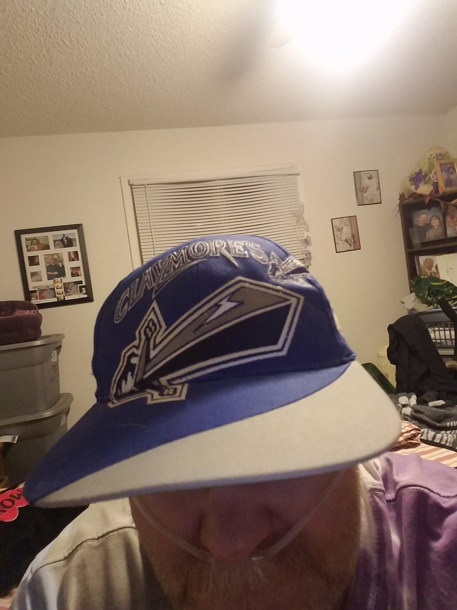 CollectCaps's tweet image. Scottish claymore of the ex-nfl Europe league.