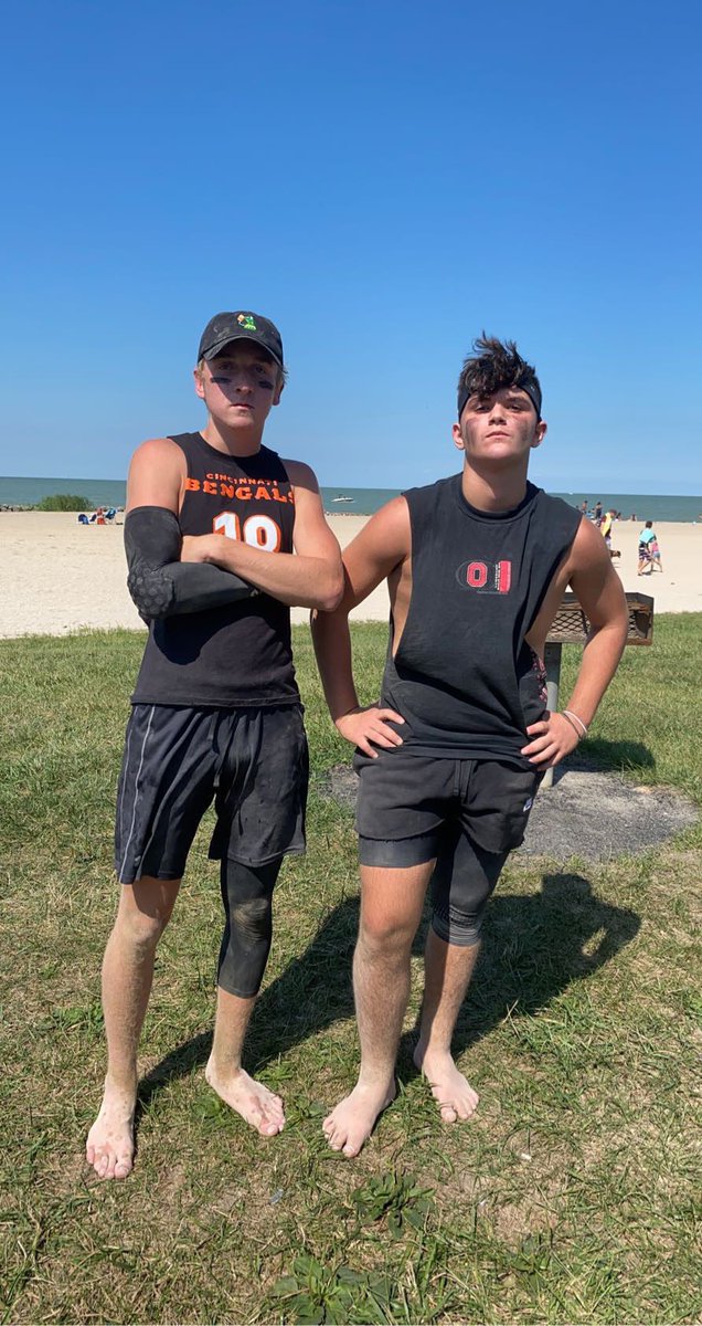 cchs_spikeball's tweet image. Have you signed up for the tournament yet? It’s not too late, sign up by tomorrow at 8pm to get put into the bracket! #spikeon

Have you and your partner decided on a theme together? Here’s some pictures  from the previous year to get some ideas! #lookgoodplaygood