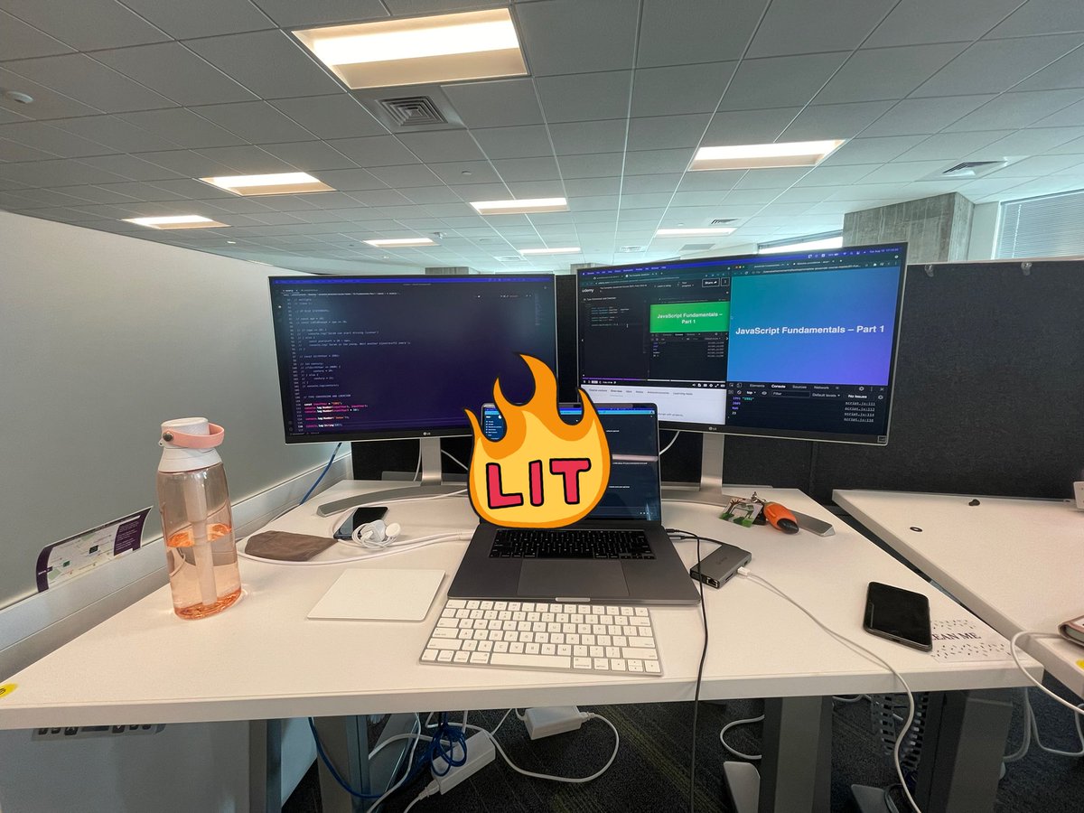codedbycat's tweet image. Day 4: I focused more on my #javascript course. I’m really understanding it this time around, hopefully it stays that way. 😅 not sure if this counts, but I got more familiar with #reactotron today too. #100DaysOfCode #GirlsWhoCode #WomenWhoCode #CodeNewbie