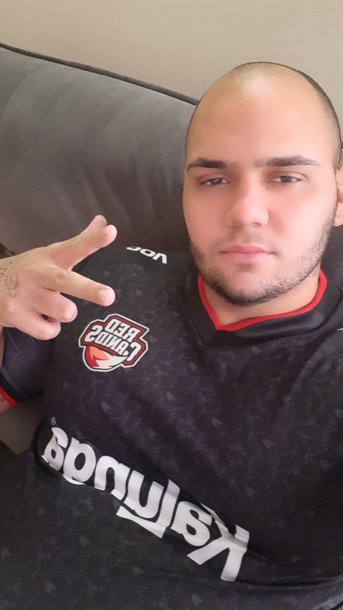 ml_lunna's tweet image. Que satisfação representar essa grande organização em um excelente campeonato do cenário competitivo de Mobile Legends!
#GoRED #MPLBR #maintank

@REDCanids
@mplbrazil