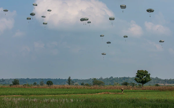 Jatosint's tweet photo. 4/8/2021
A successful Joint Forcible Entry Operations #JFEO
#GarudaShield2021
📸US DoD https://t.co/rMdWCv0LaB