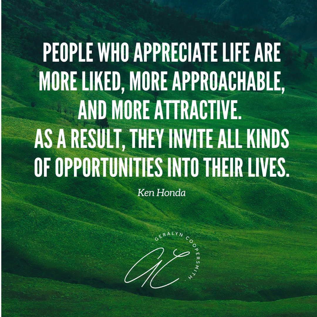 fitfemale's tweet photo. Gratitude is a magnet. It is a precursor to happiness and success not something we experience afterwards.   #success #leadership #motivation #successmindset #careerdevelopment #careercoach #mentoring #mentoringmatters #fitproneur https://t.co/IExDHFKX9V