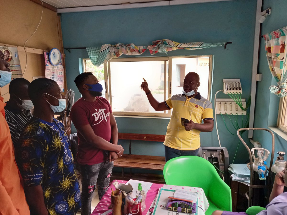 Oxygen4life1's tweet photo. Congratulations to all the engineers and technicians who took part in our practical #oxygen concentrator training sessions. Wishing you more power to your arms as you work with @HealthPort2 to tackle #oxygenaccess in @Africa @thedprize https://t.co/UShL9aSatR