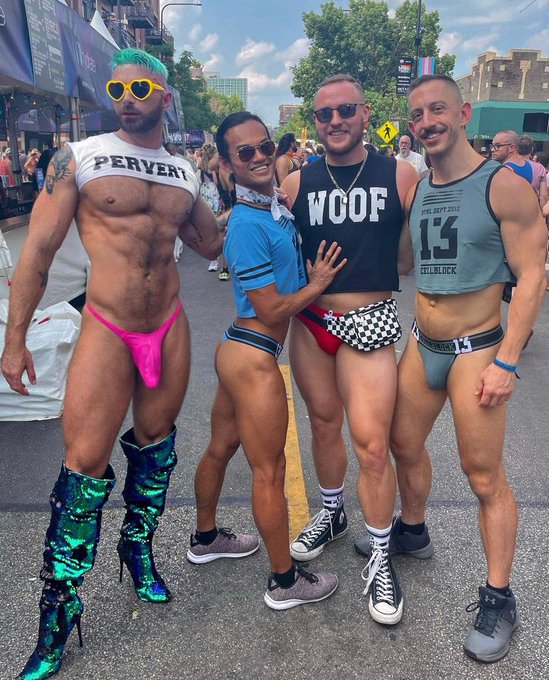 Being nonbinary and gender queer I feel sexier in these lewks than I  ever could feel in a jock or leather