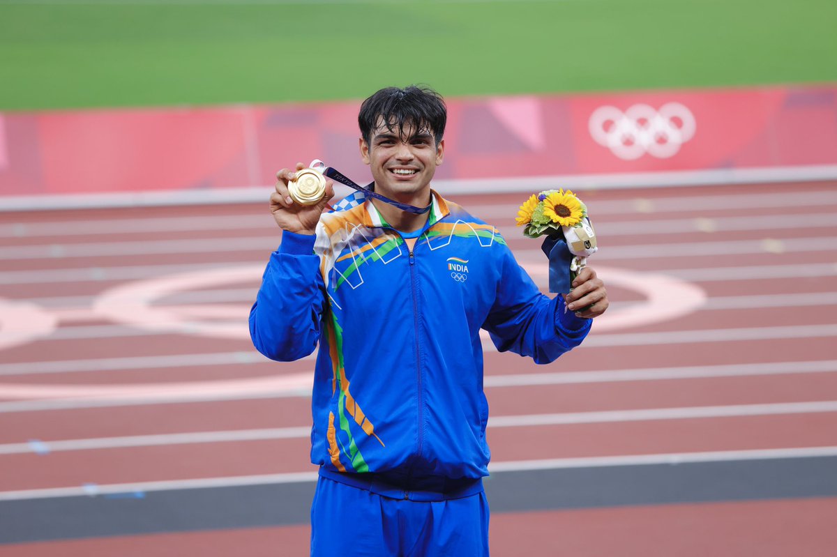 NitinDehariya27's tweet photo. Olympic champion javelin throw @Neeraj_chopra1 
 #Gold  
#OlympicGames 
#Athletics #Tokyo2020 #NeerajChopra https://t.co/eIrSvsyWWi