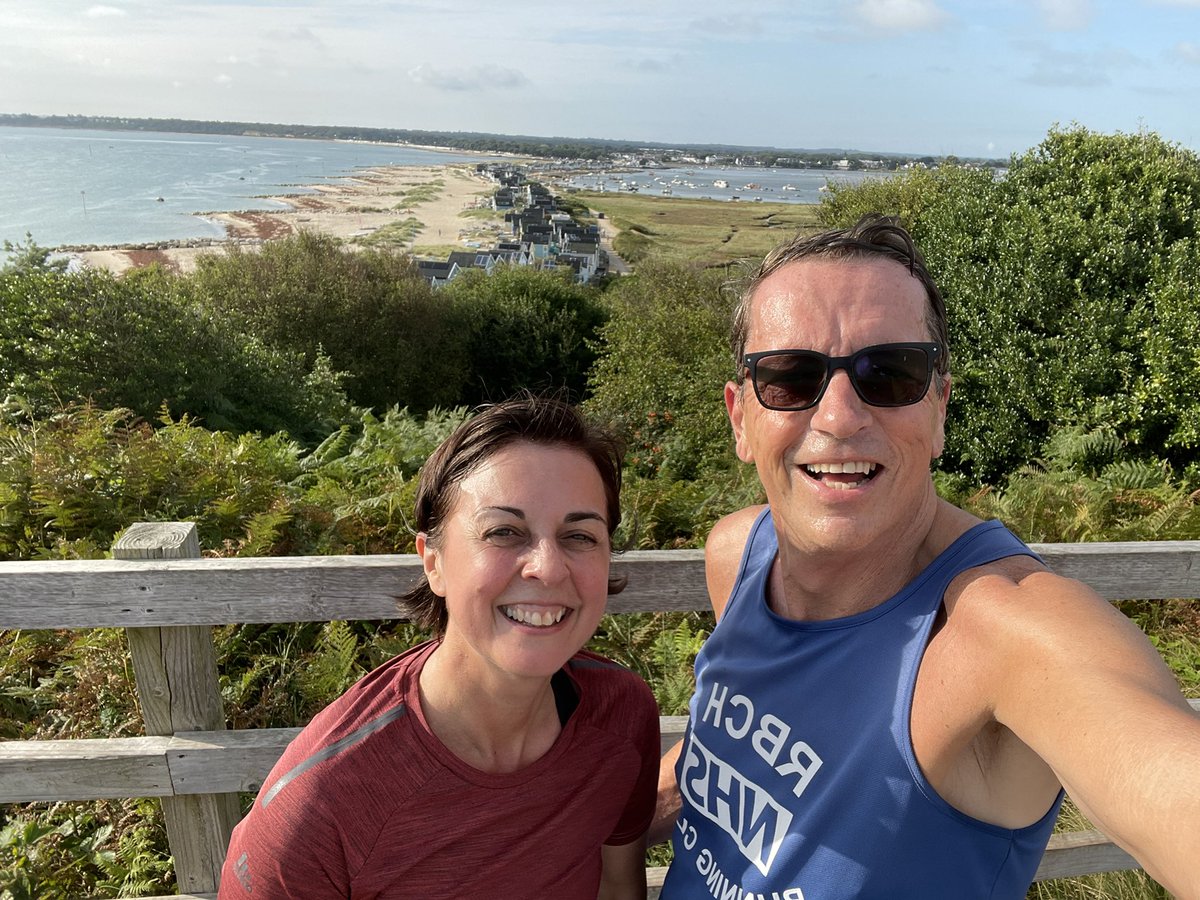 keithmitch12's tweet photo. Good to meet up with a past #RBCH running partner. https://t.co/jEeS2PIASR