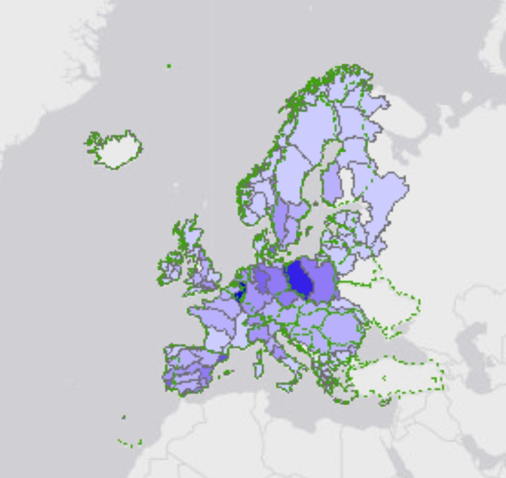 FutureWaterAsso's tweet photo. Annual renewable freshwater resources per inhabitant showed a decreasing trend across all regions except eastern Europe over the period 1990-2017 according to @EUEnvironment #valuewater #waterexploitation #wetwednesday https://t.co/cVU22B8F17