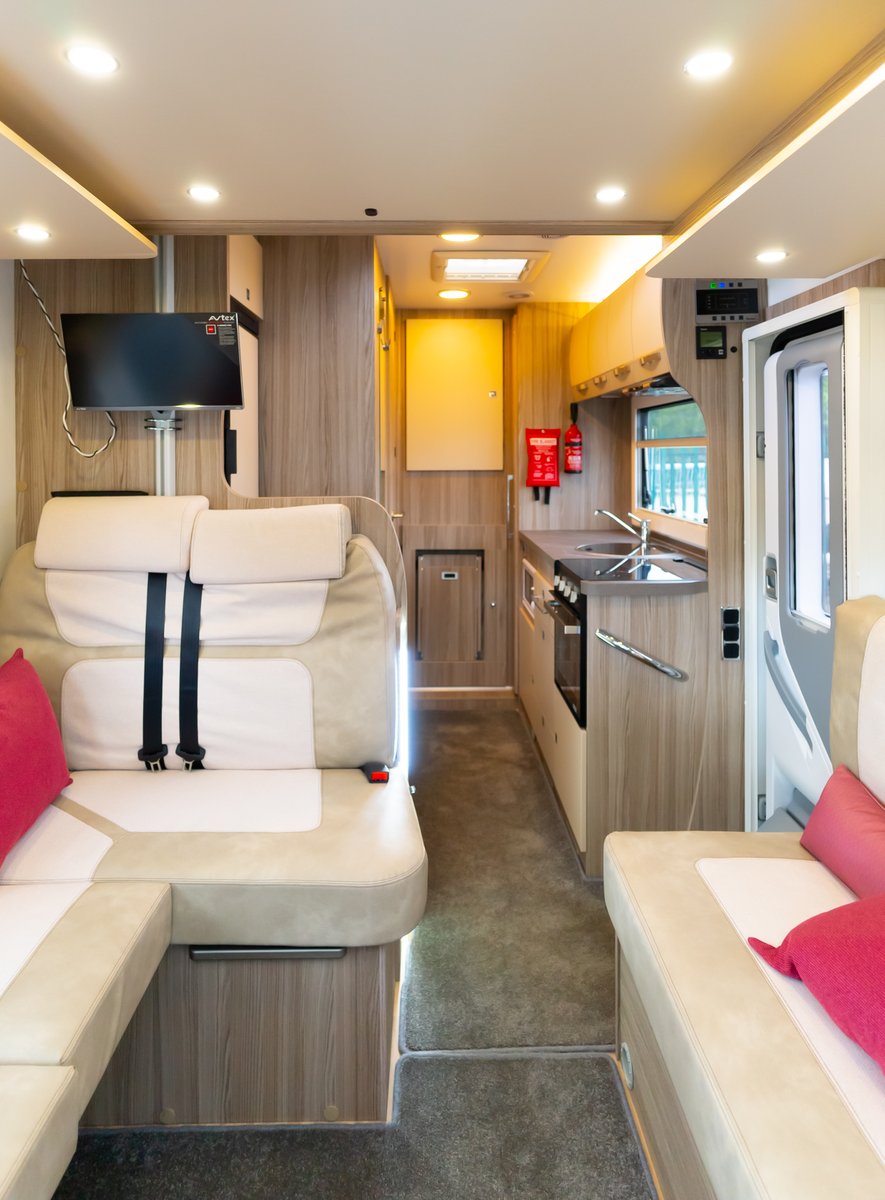 ArMotorhomes's tweet image. ⛱️🏄‍♀️Kick back in style this summer 😎☀️

From Cornwall to the Lake District, enjoy any one of luxurious holiday vehicles with a whopping 𝟐𝟎% 𝐝𝐢𝐬𝐜𝐨𝐮𝐧𝐭!

Use the code Summer20 when booking online 👉armotorhomehire.co.uk

#Holidays #Ukholiday #summerholidays